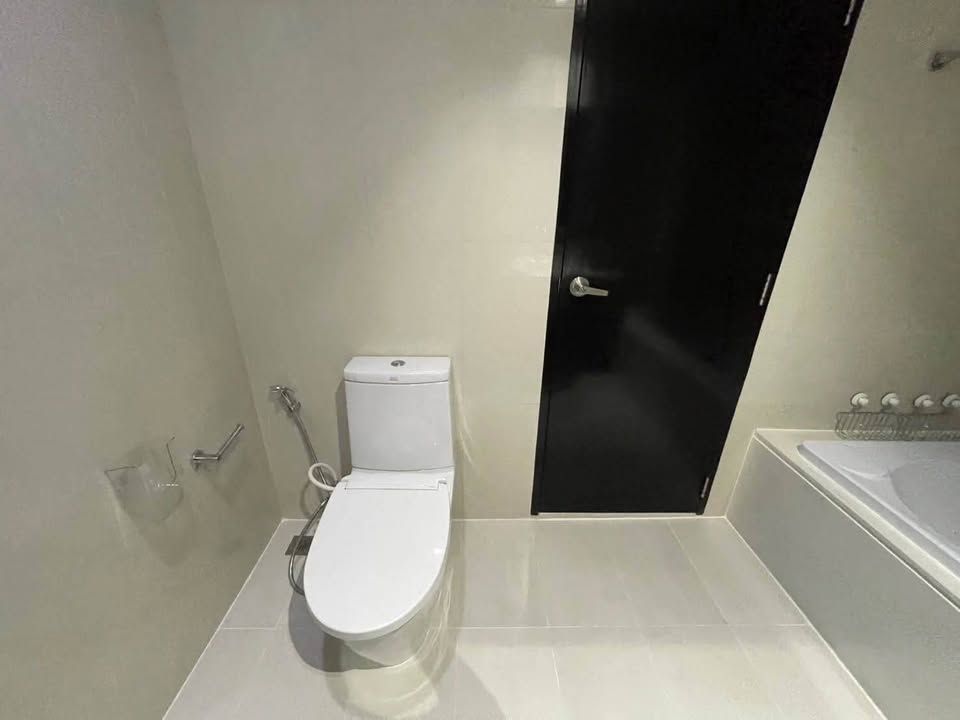 Sky Walk Condominium - Image 5