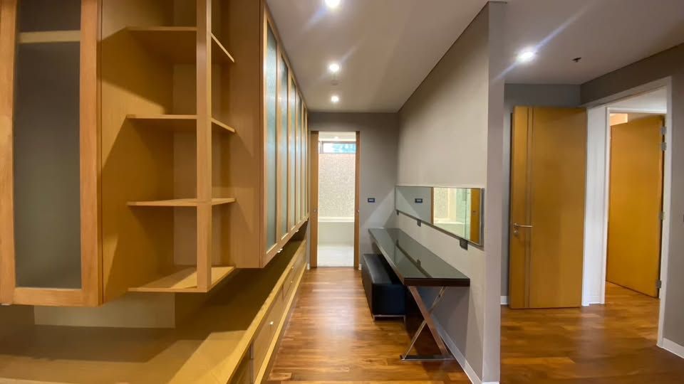 3 卧室 公寓 出租 在  - Image 15