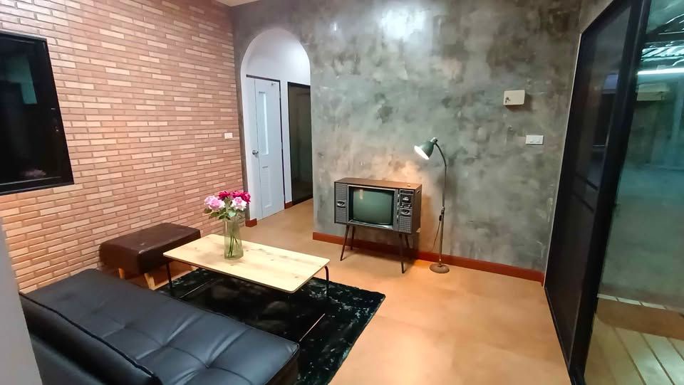 3 卧室 独立房屋 出售 在  - Image 4