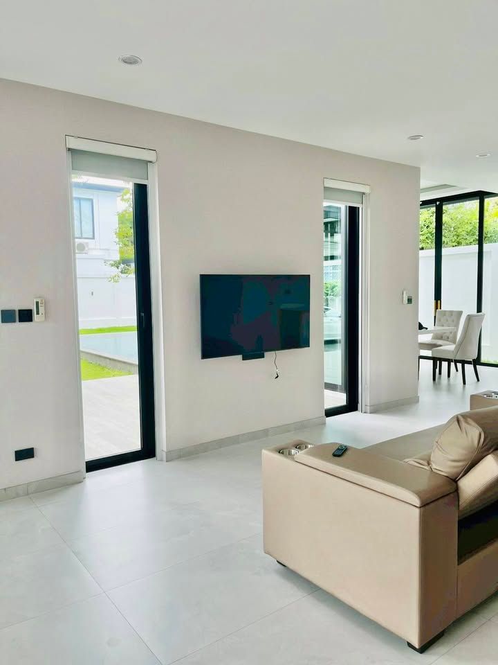 uploads/fd6bd717-700b-4a1c-8bbd-e097bbce9e68/21893d0c-764f-4556-a8d3-796f72279896