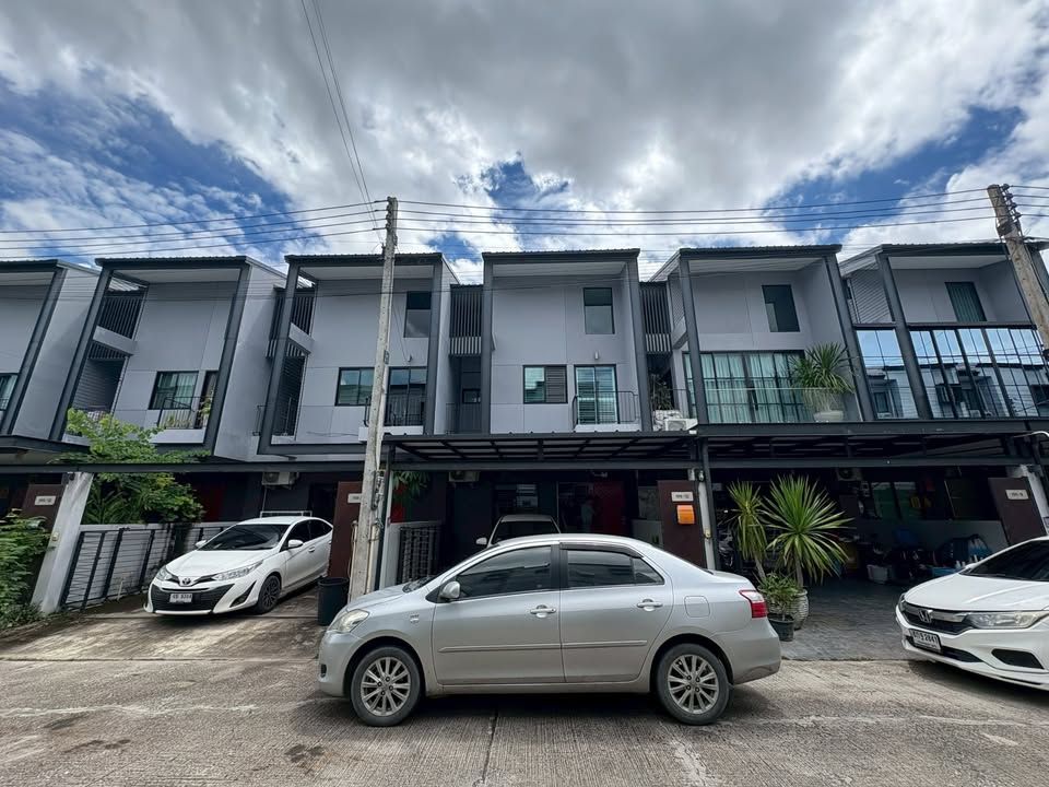 3 ห้องนอน บ้านเดี่ยว สำหรับเช่า ใน ร้องวัวแดง, สันกำแพง, เชียงใหม่ - Image 1