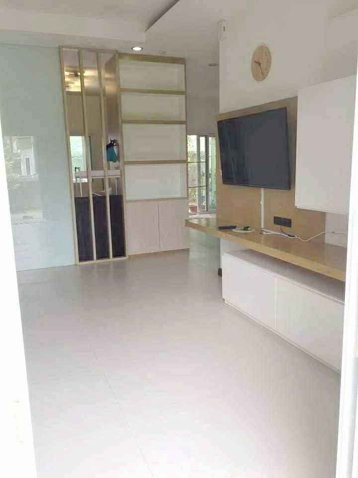 5 卧室 独立房屋 出租 在  - Image 3