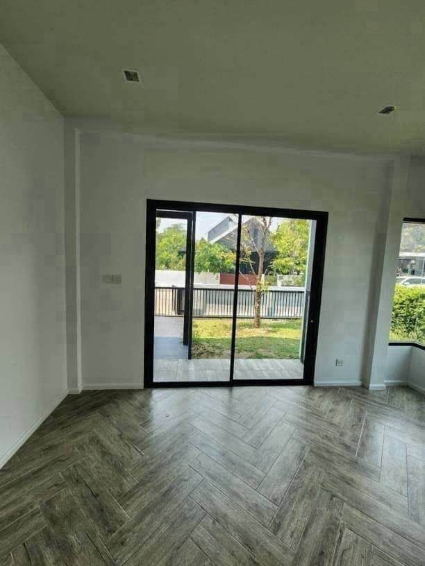 4 Bedroom House For Rent in Pa Phai, San Sai, Chiang Mai - Image 3