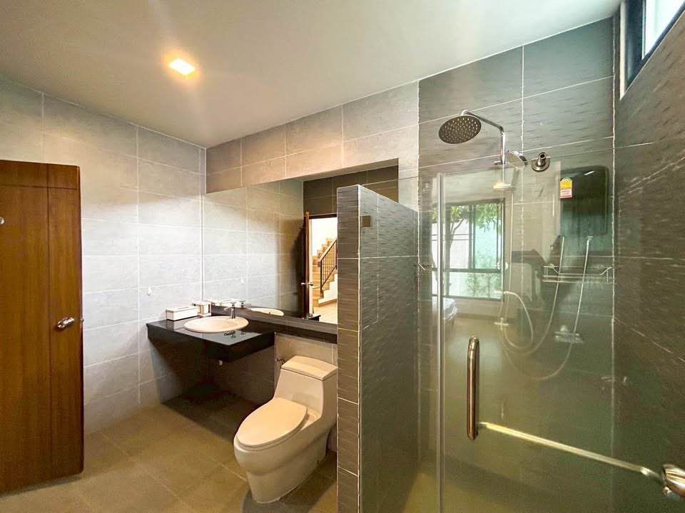 4 Bedroom House For Sale in Tha Wang Tan, Saraphi, Chiang Mai - Image 15
