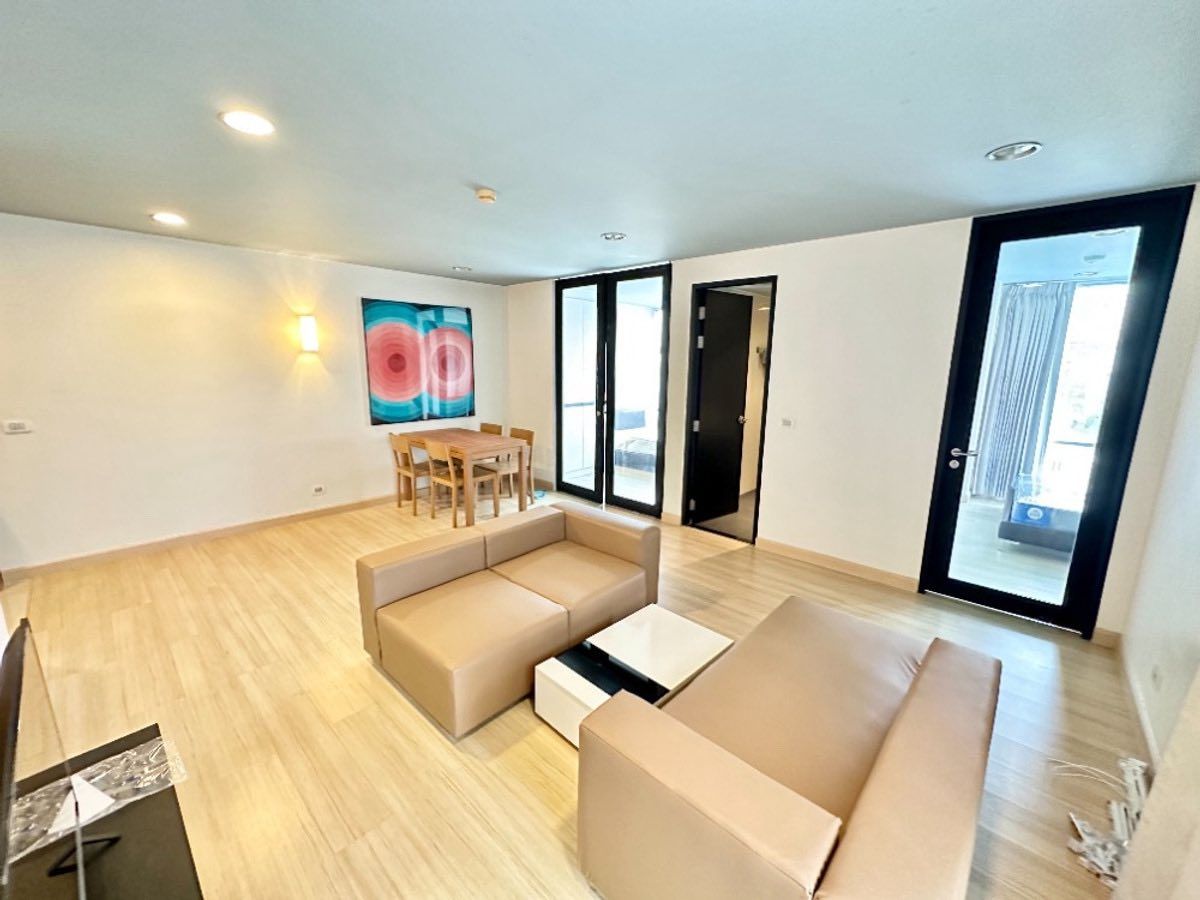 The Tempo Ruamrudee - Image 1