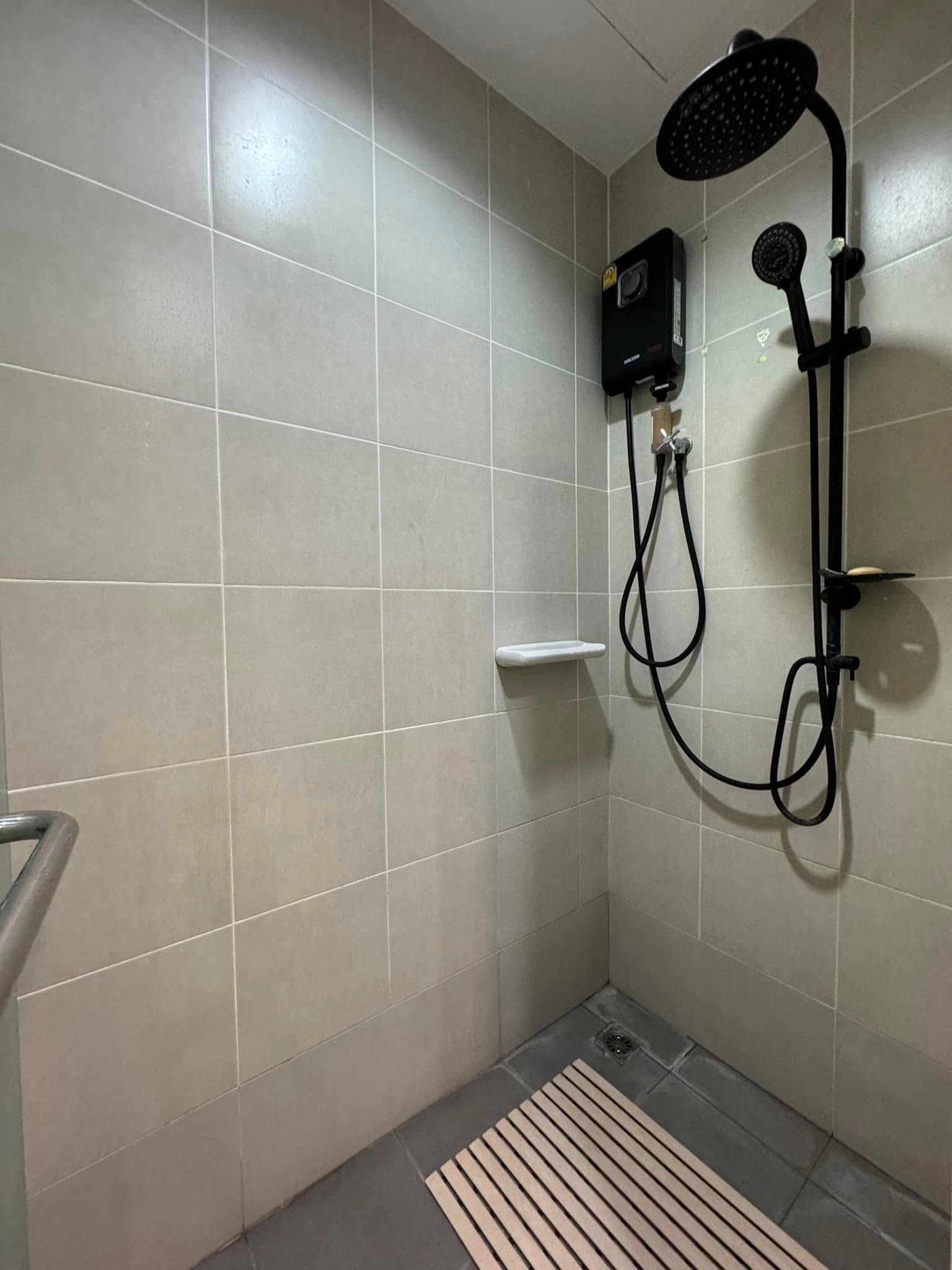 One Plus Business Park 1 - Image 24