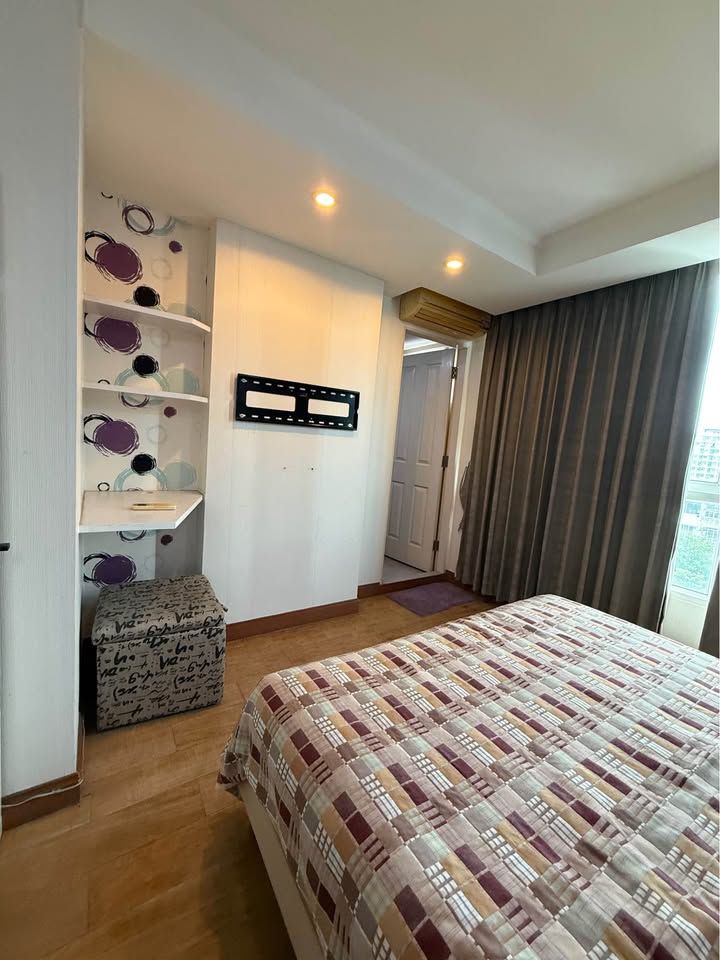 Zenith Place Sukhumvit 71 - Image 3