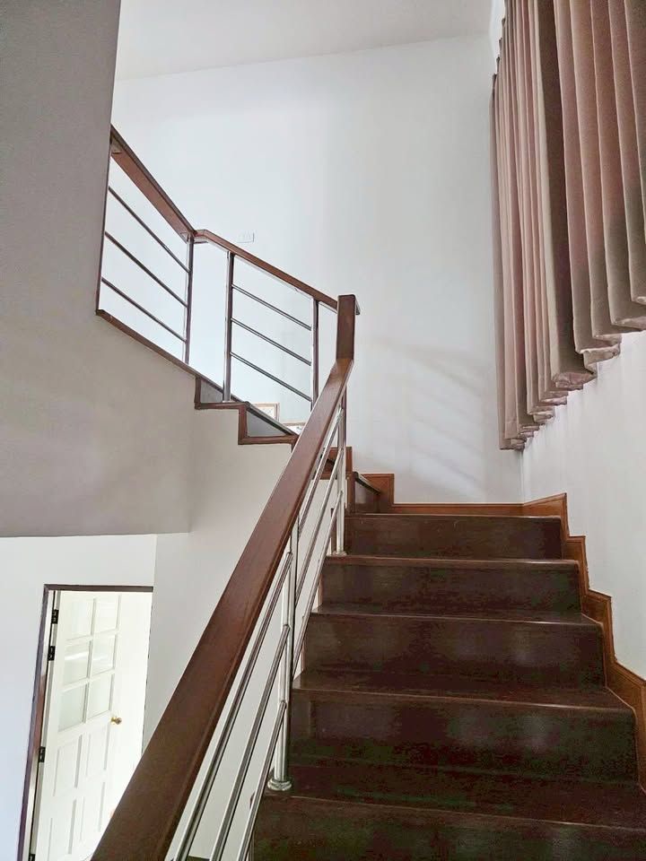 4 卧室 独立房屋 出租 在  - Image 8