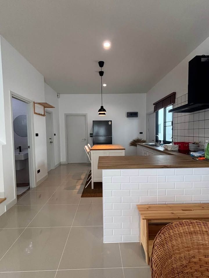 4 卧室 独立房屋 出租 在  - Image 13