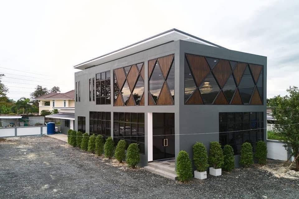 uploads/fd6bd717-700b-4a1c-8bbd-e097bbce9e68/35f1e3c8-0383-4d42-8cdc-d89c878adad7