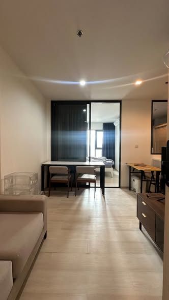 Life One Wireless - Image 1