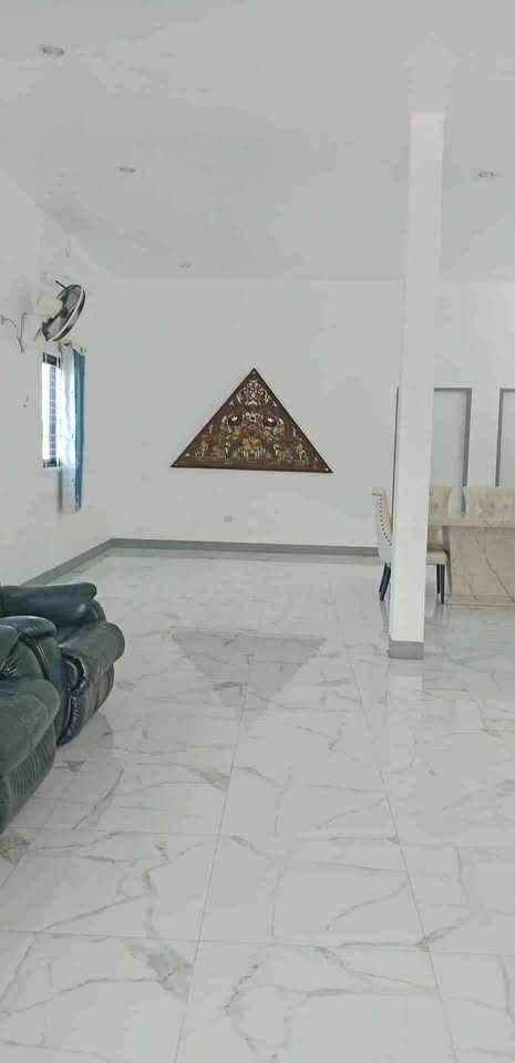 uploads/fd6bd717-700b-4a1c-8bbd-e097bbce9e68/3705f50c-f585-4f38-a230-ab6872aeeb61