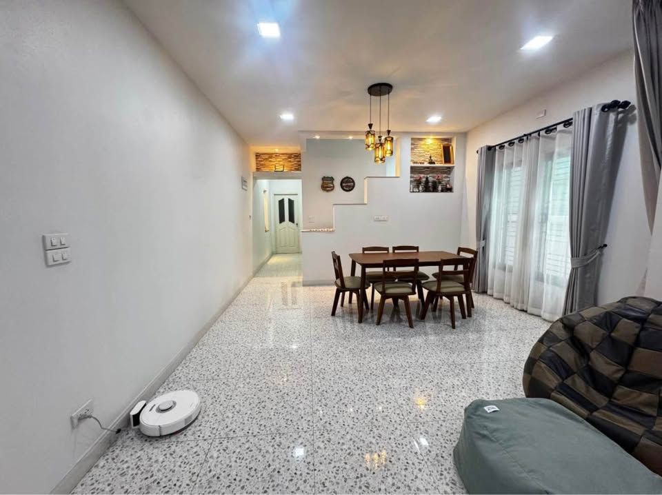 3 Bedroom Townhouse For Rent in San Phak Wan, Hang Dong, Chiang Mai - Image 8