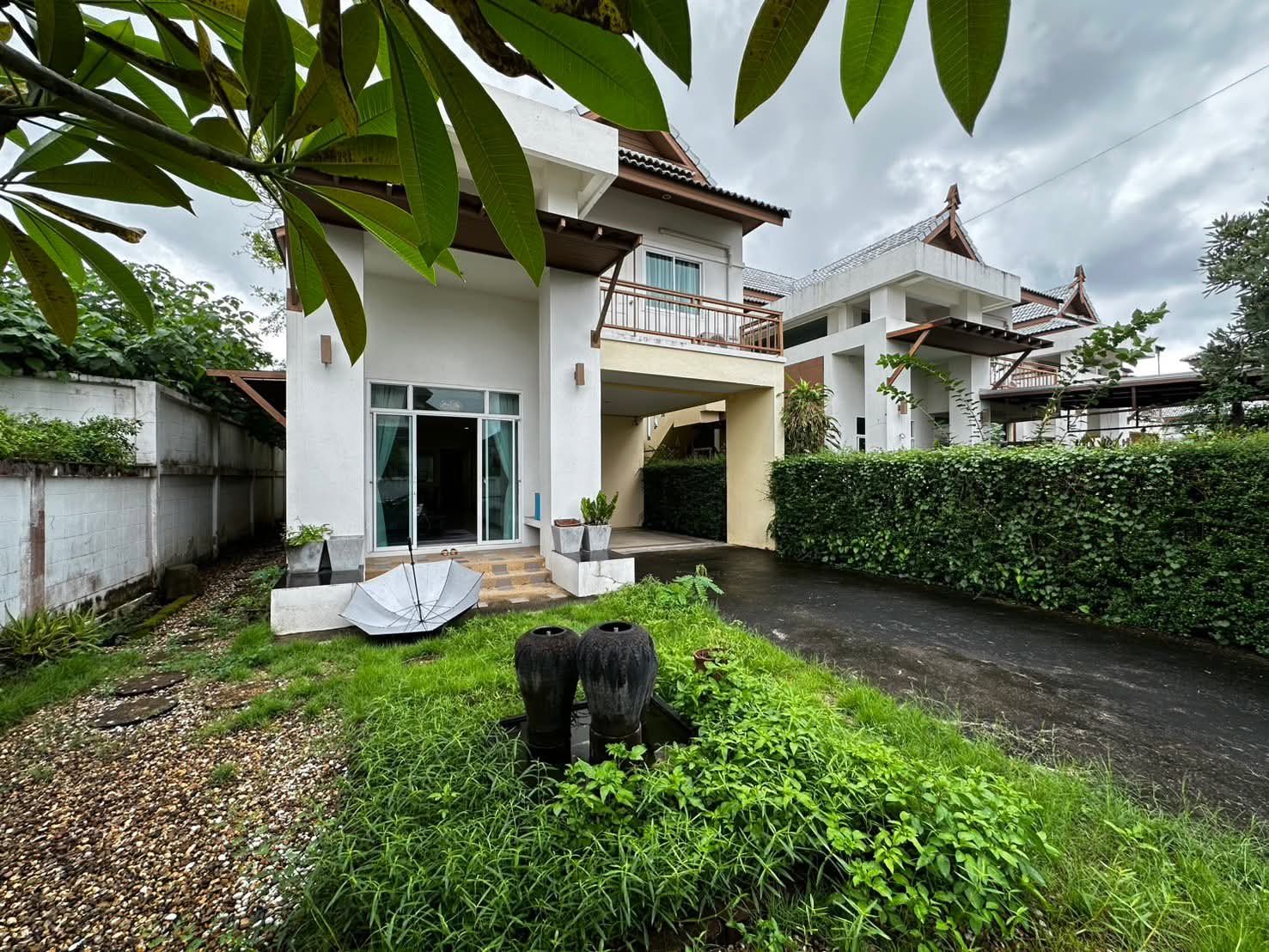 4 卧室 独立房屋 出租 在  - Image 2