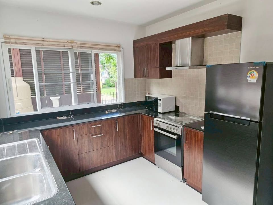 4 卧室 独立房屋 出租 在  - Image 21