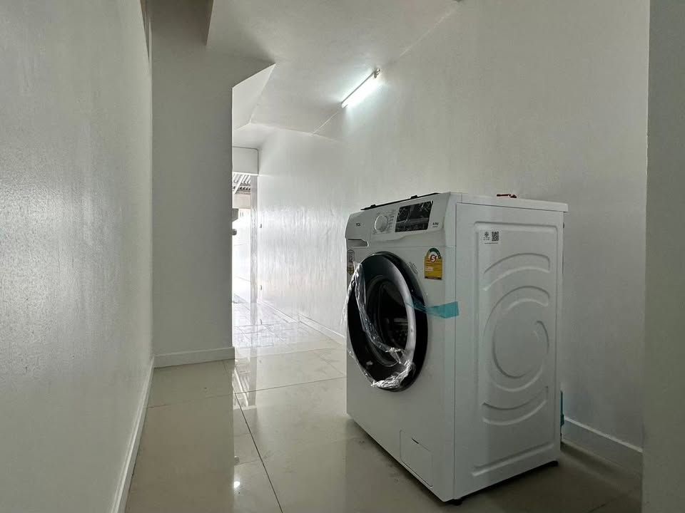 3 卧室 联排别墅 出租 在  - Image 15