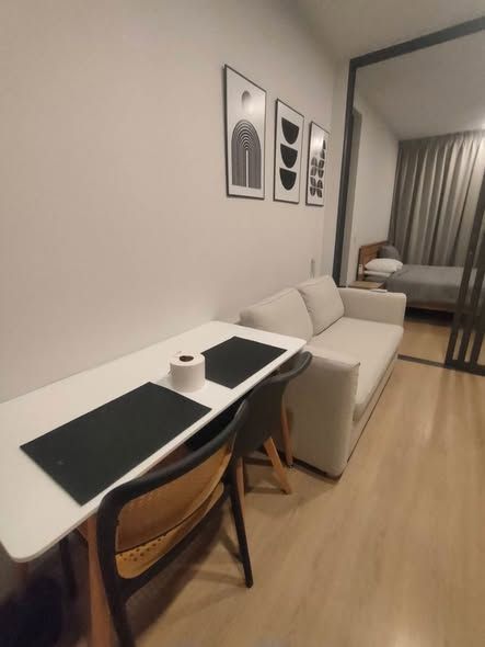 1 卧室 公寓 出租 在  - Image 2