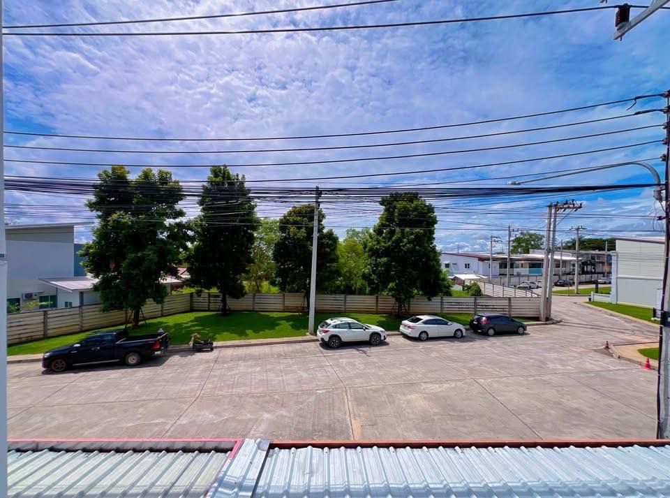 4 卧室 联排别墅 出租 在  - Image 23