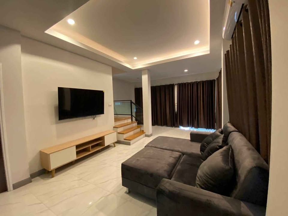 uploads/fd6bd717-700b-4a1c-8bbd-e097bbce9e68/4289833c-5a62-479b-b9fd-b82b35d4a0b1