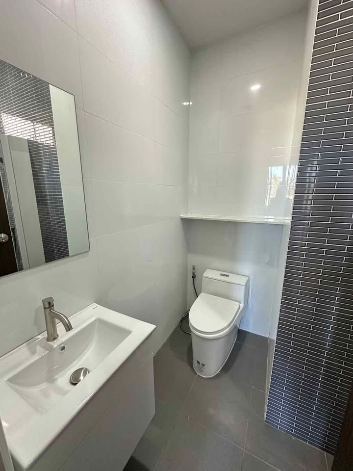 uploads/fd6bd717-700b-4a1c-8bbd-e097bbce9e68/436143b8-f40c-4532-9f4d-89516087e2a5