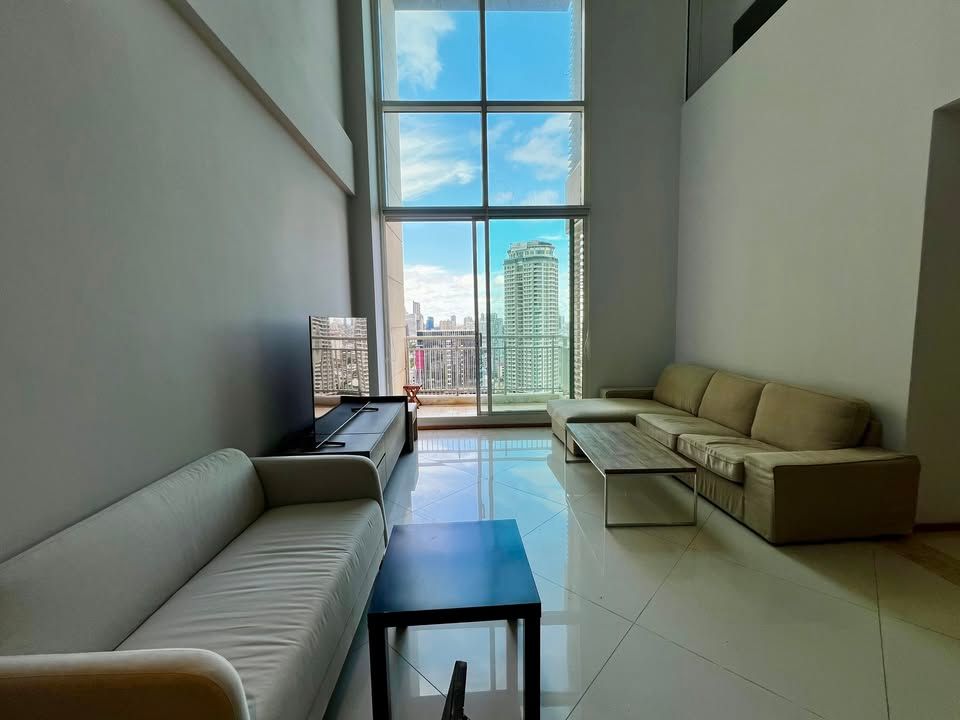 The Empire Place - Image 1