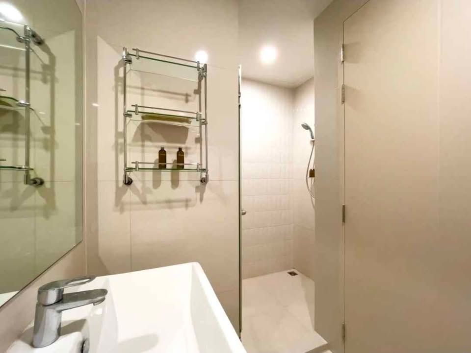 2 卧室 公寓 出租 在  - Image 7