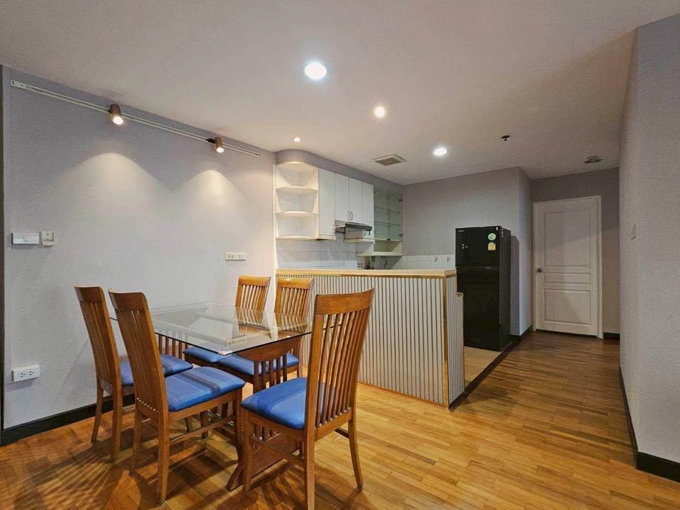 The Waterford Diamond - Image 7