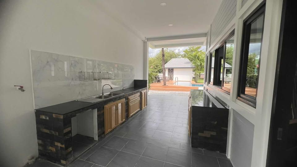 uploads/fd6bd717-700b-4a1c-8bbd-e097bbce9e68/492d8035-318b-4630-ad5d-a7902616d0fe