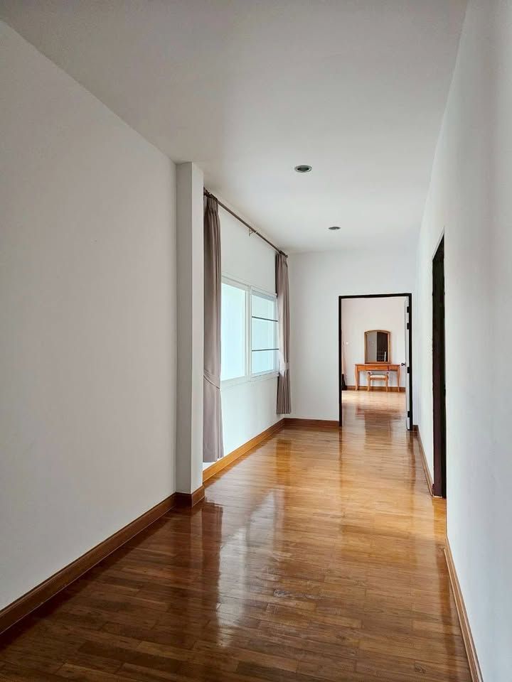 4 卧室 独立房屋 出租 在  - Image 15