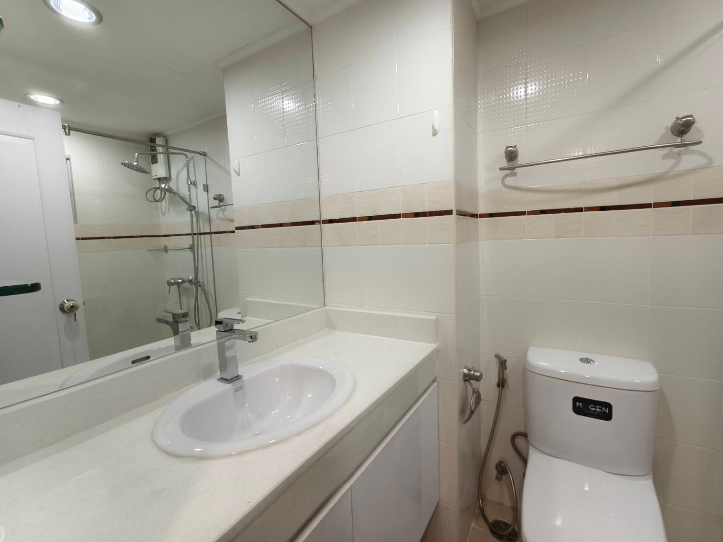 uploads/fd6bd717-700b-4a1c-8bbd-e097bbce9e68/4de61bcb-ee46-42ea-9e52-82372adc916b