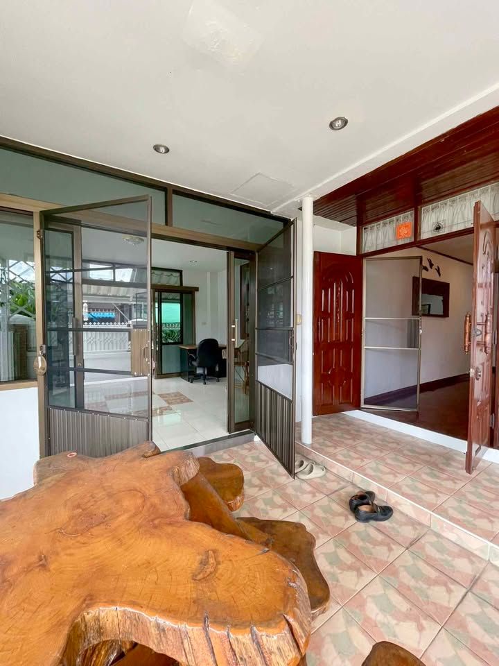 uploads/fd6bd717-700b-4a1c-8bbd-e097bbce9e68/4e932dca-3c2c-4a44-98bb-6168ff12bf23