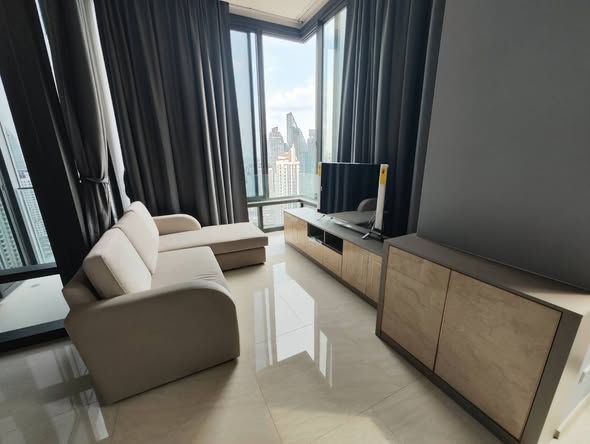 Ashton Silom - Image 2