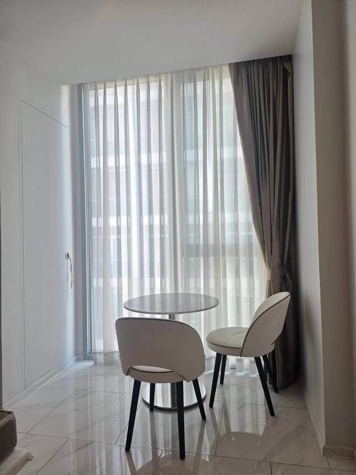 Hyde Sukhumvit 11 - Image 2