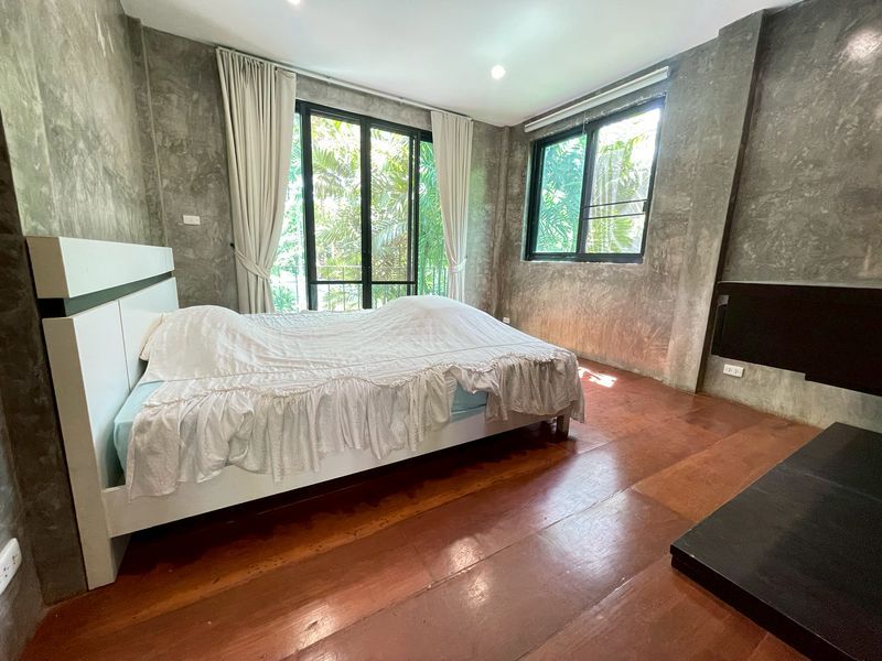 7 卧室 独立房屋 出售 在  - Image 17