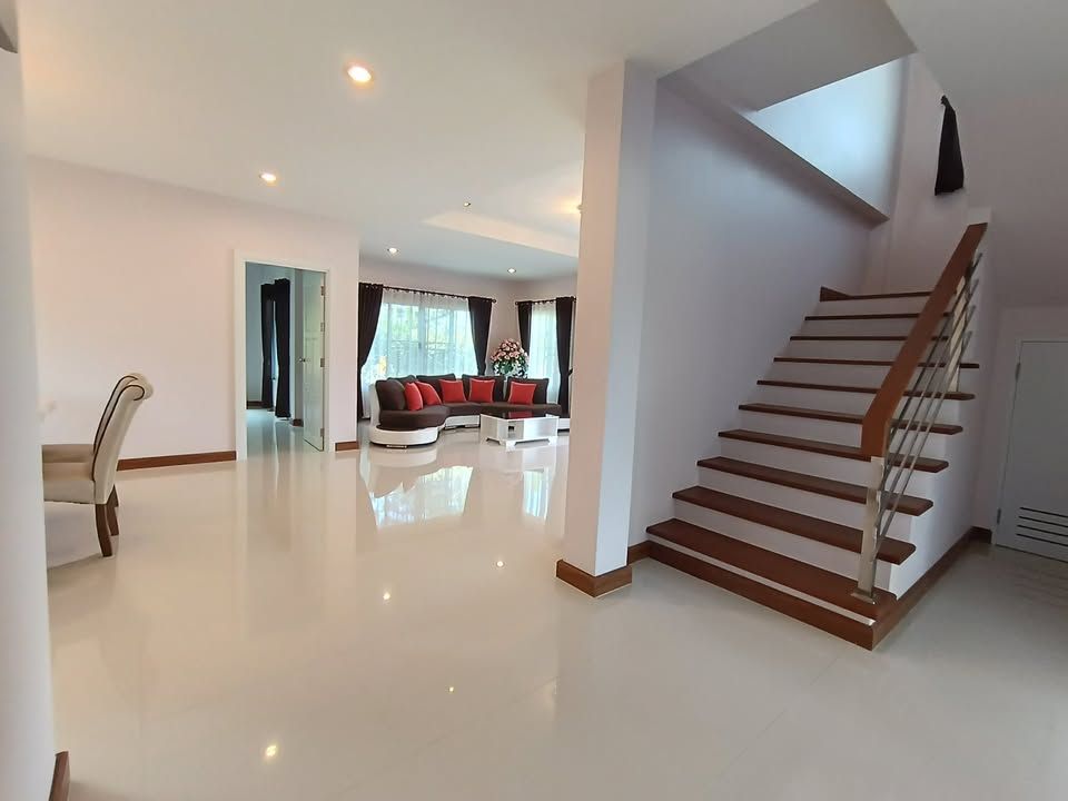 uploads/fd6bd717-700b-4a1c-8bbd-e097bbce9e68/549a35c6-b95b-45e0-a6a1-0b22273e9288