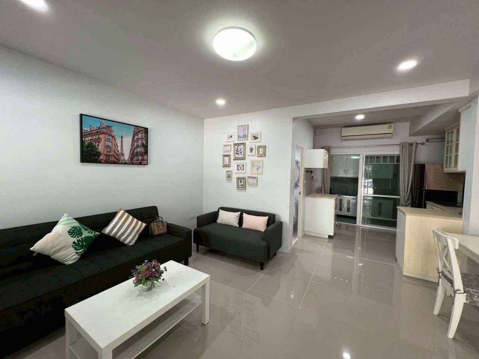 2 卧室 联排别墅 出租 在  - Image 3