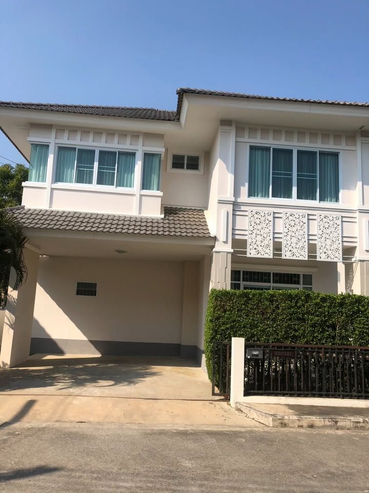 uploads/fd6bd717-700b-4a1c-8bbd-e097bbce9e68/55a8eec4-1b89-42fd-9aeb-aa70b711e438