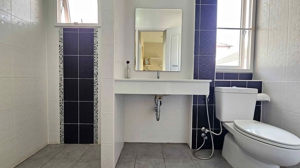 uploads/fd6bd717-700b-4a1c-8bbd-e097bbce9e68/574c71ea-72cf-464c-816c-3e33ec664ebe