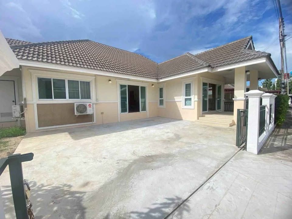 3 卧室 独立房屋 出租 在  - Image 9