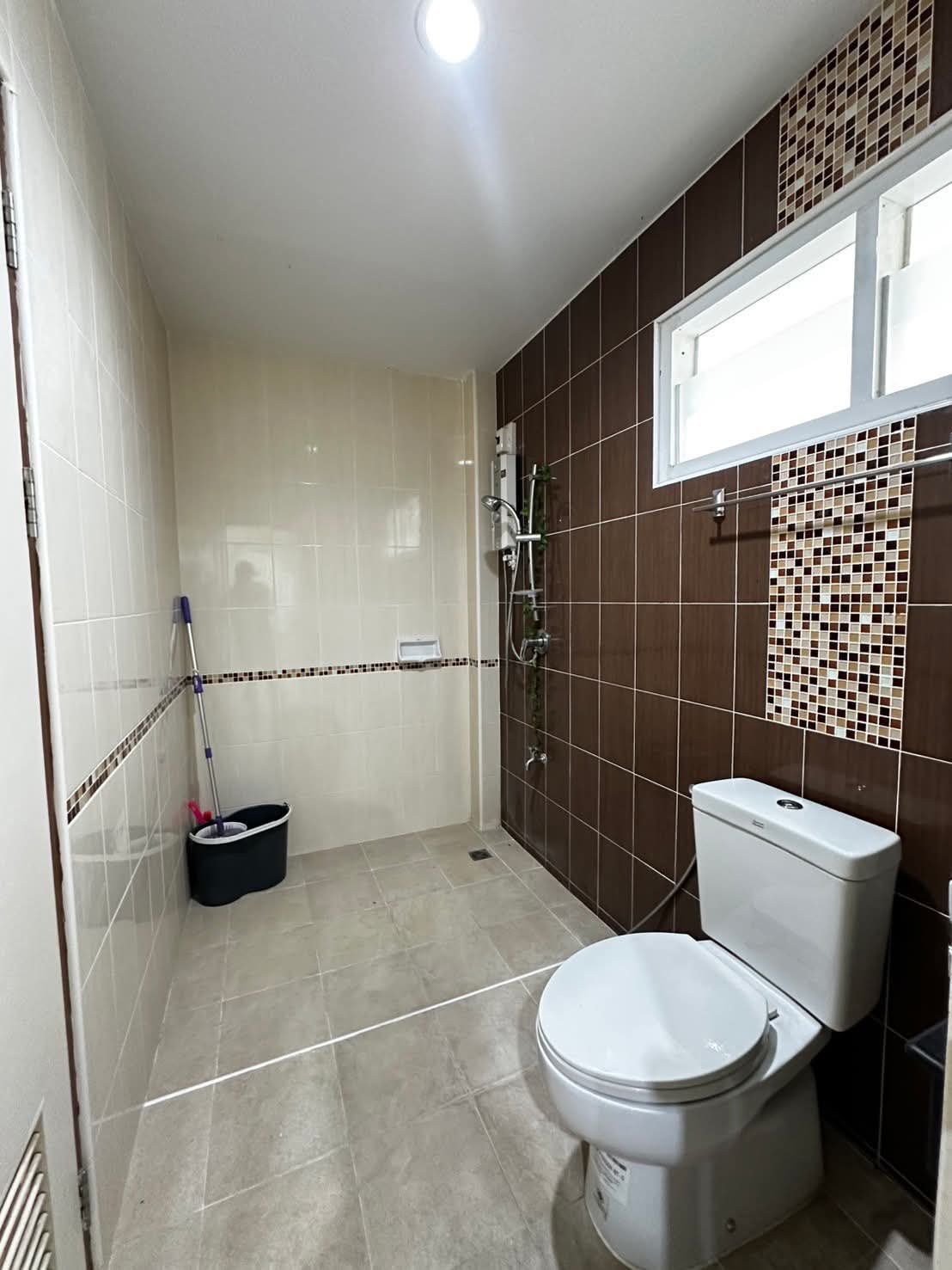 4 卧室 独立房屋 出租 在  - Image 18