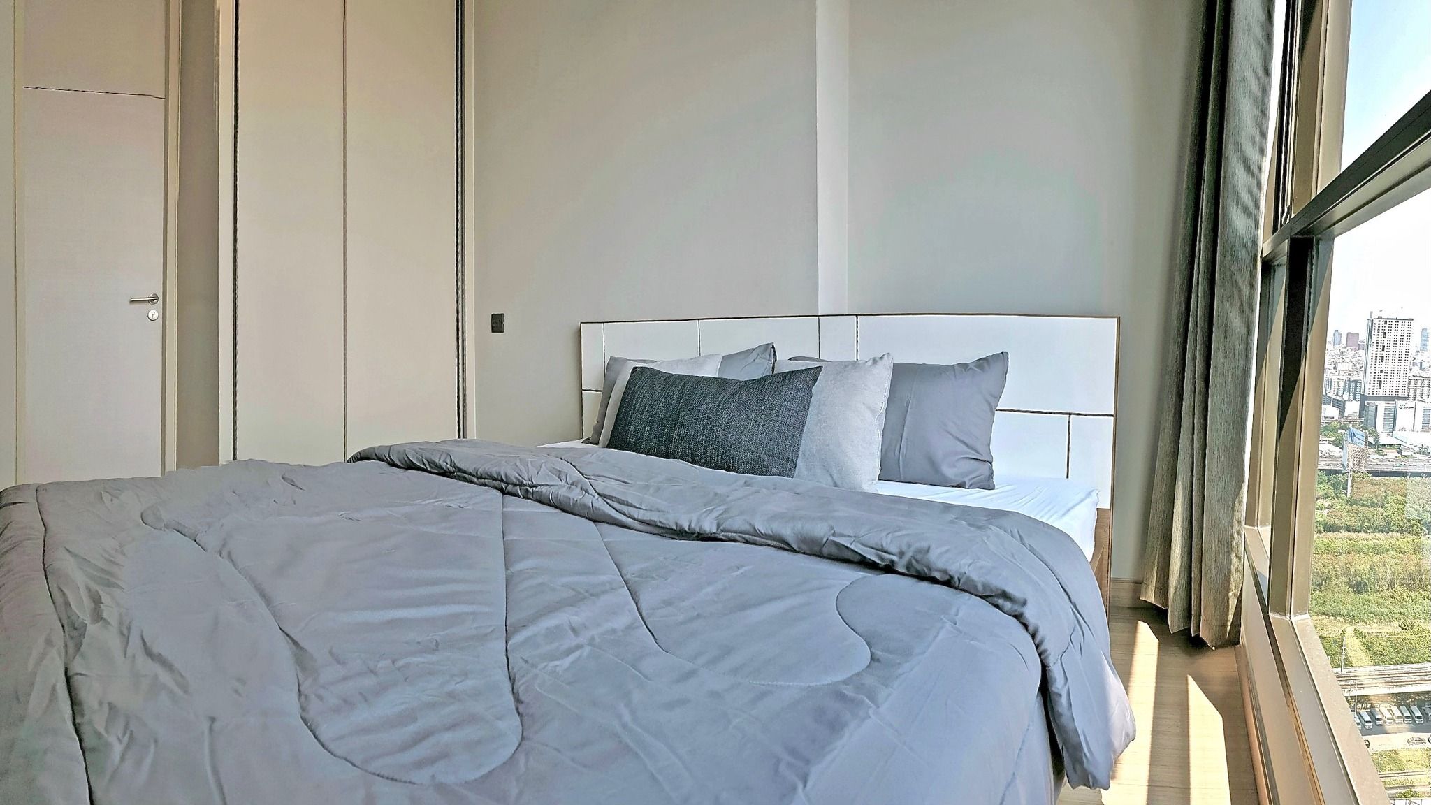 Lumpini Suite Phetchaburi-Makkasan - Image 10