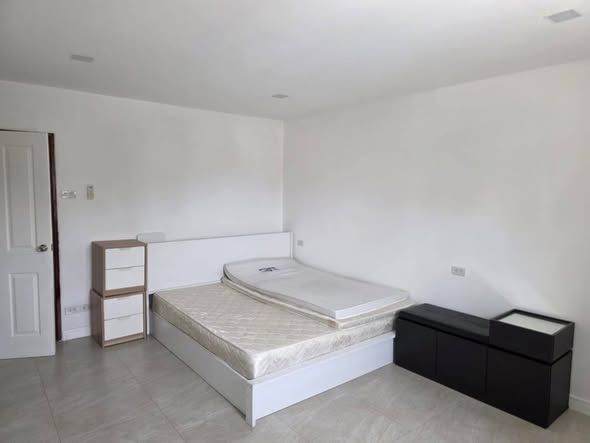 2 卧室 公寓 出租 在  - Image 4