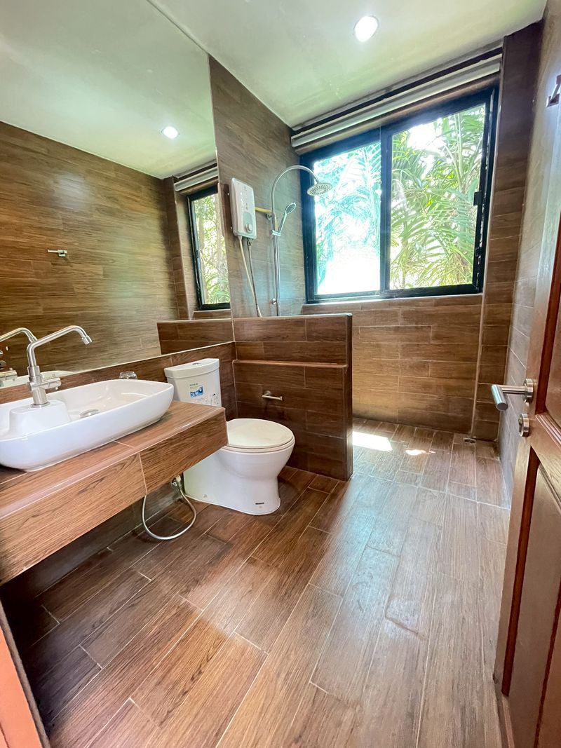 7 卧室 独立房屋 出售 在  - Image 16