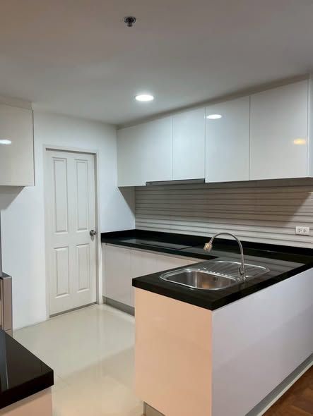 Belle Grand Rama 9 - Image 7