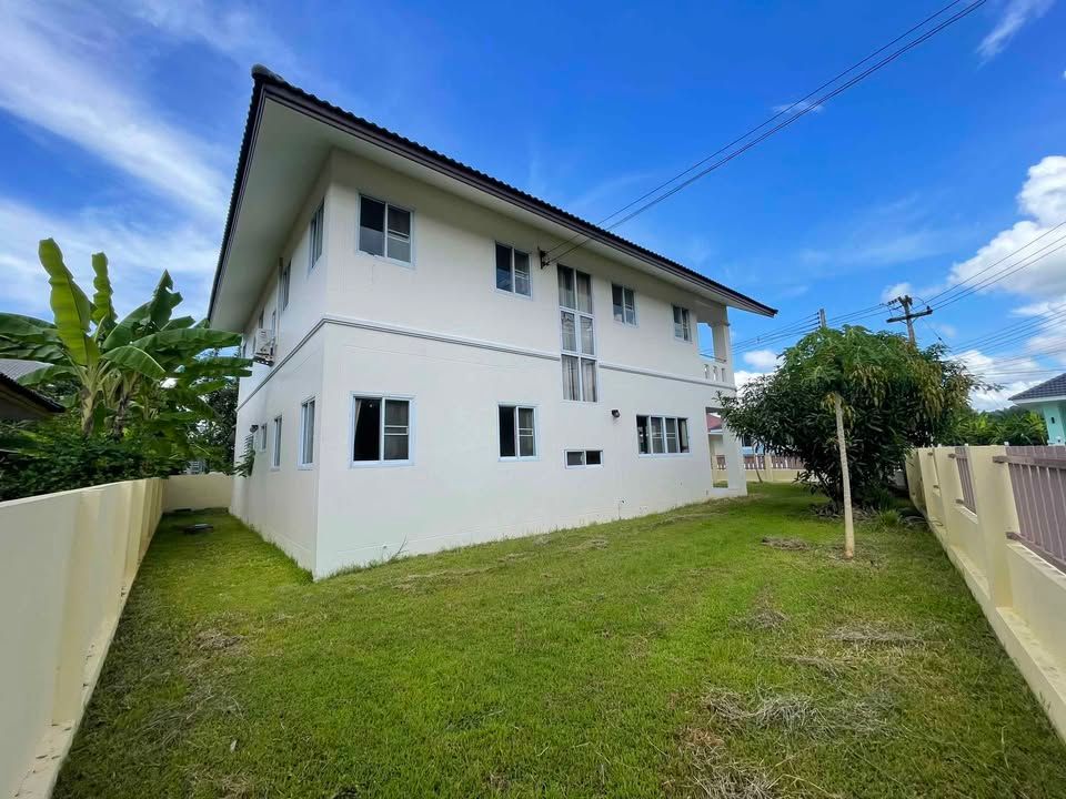 5 卧室 独立房屋 出租 在  - Image 2