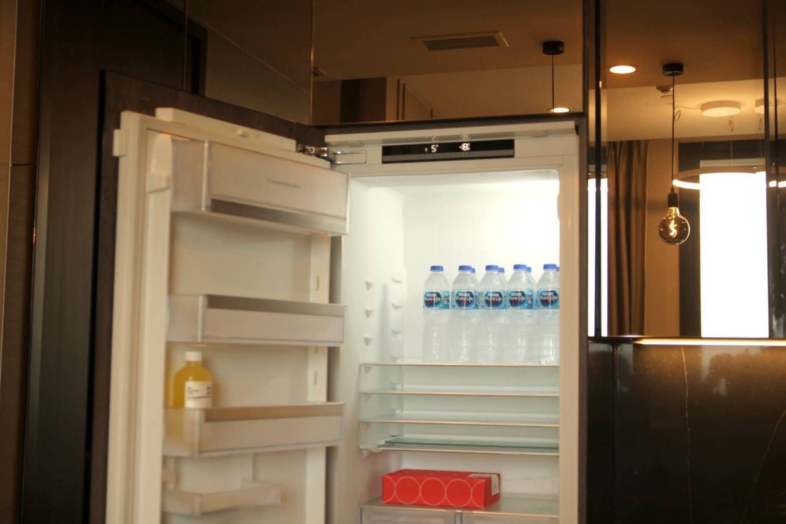 1 卧室 公寓 出租 在  - Image 11