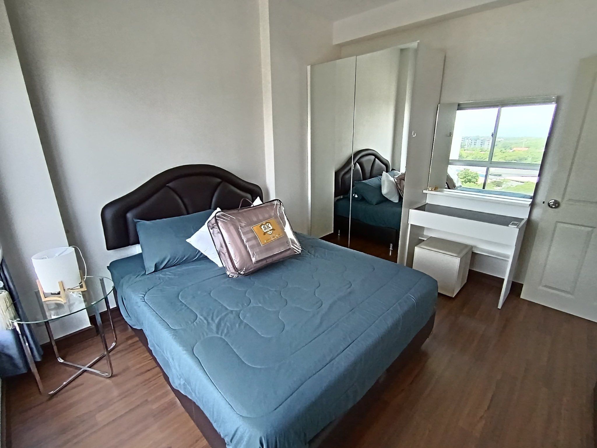 2 卧室 公寓 出租 在  - Image 13