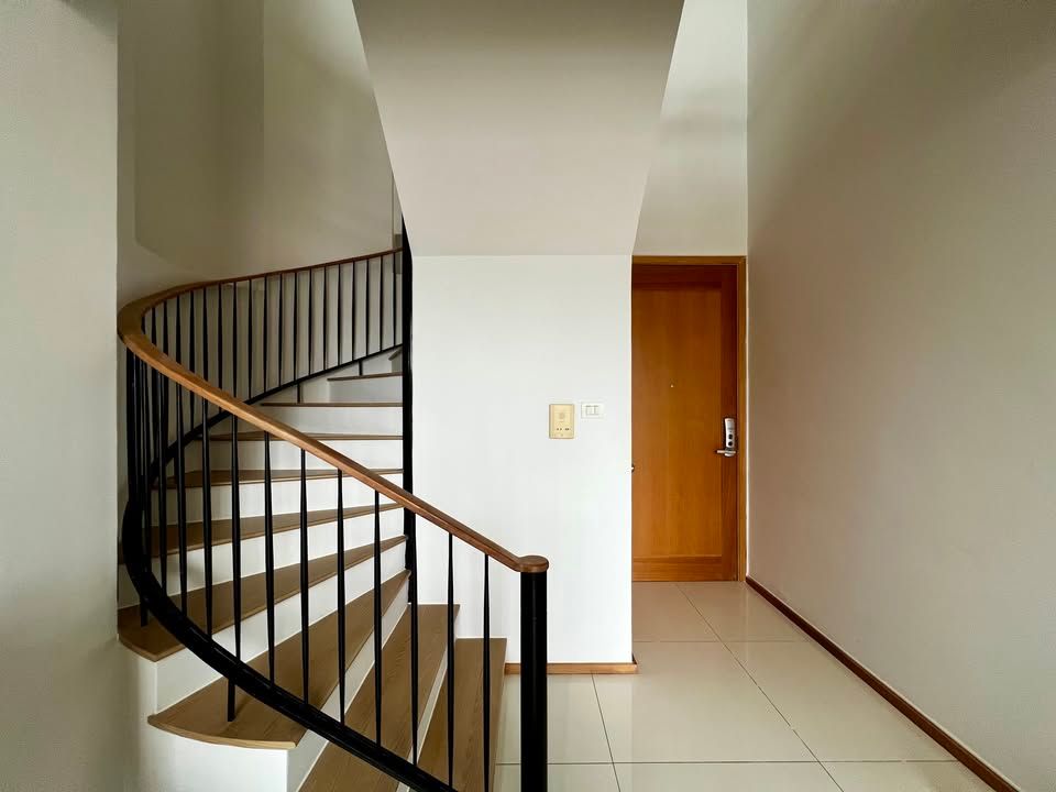 The Empire Place - Image 12