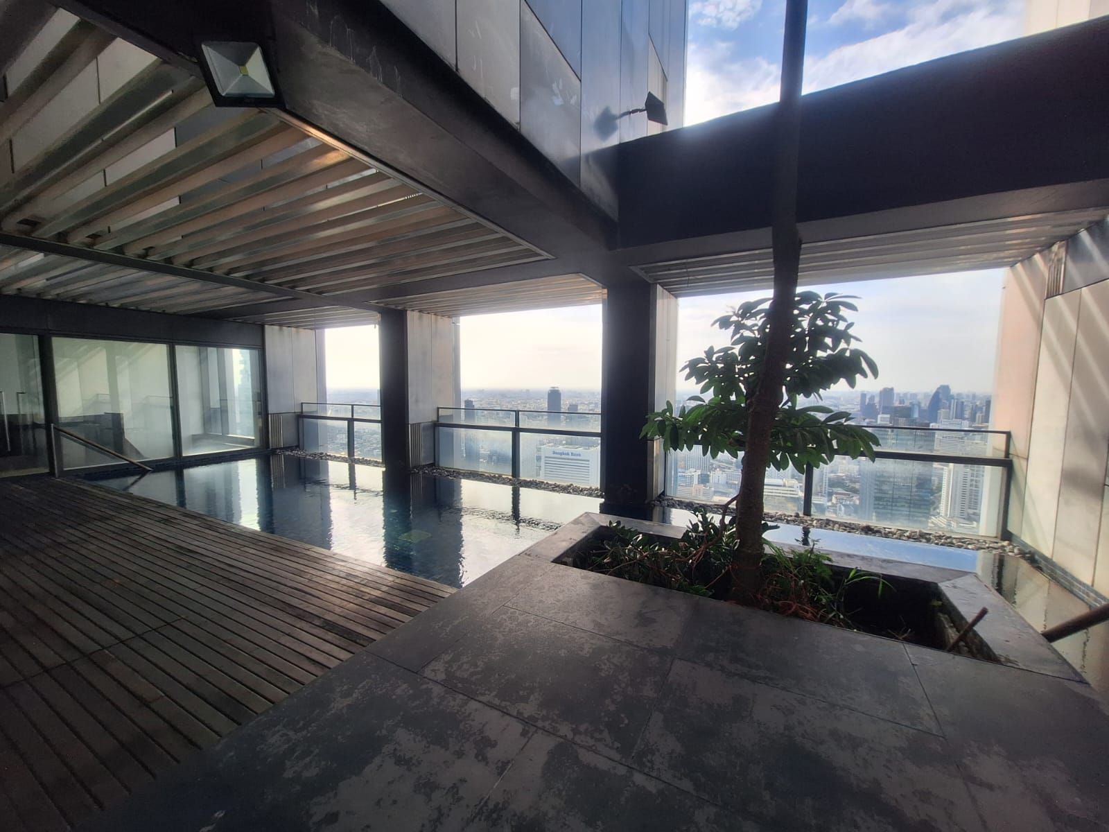 4 卧室 公寓 出售 在  - Image 9