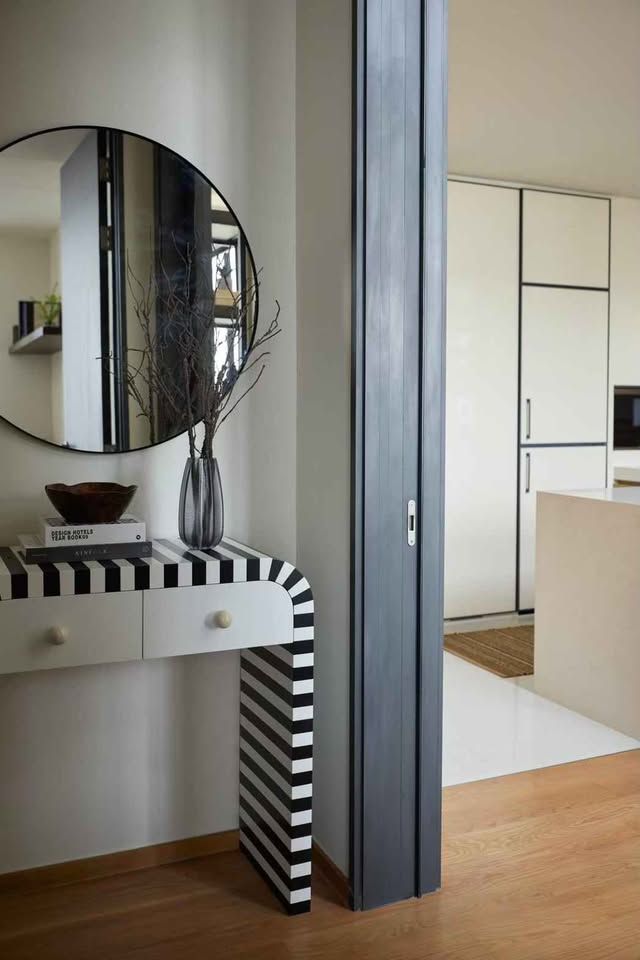 185 ราชดำริ - Image 16